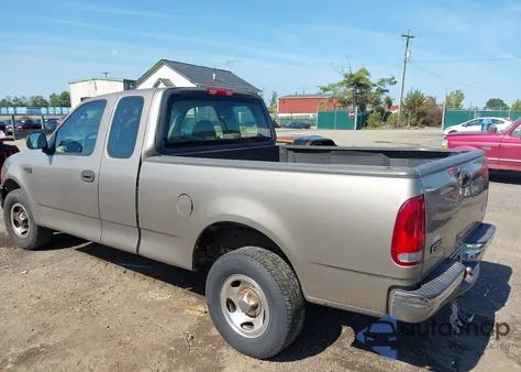 2002 Ford F-150 Xl/Xlt z USA, uszkodzony, nr VIN 1FTRX17262NB85421